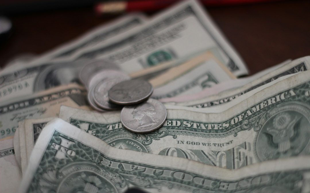 10 Tips For Traveling On A Budget and Getting The Most Out Of Your Vacation